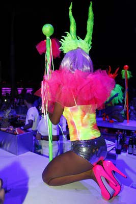 Cirque du Soir @ White